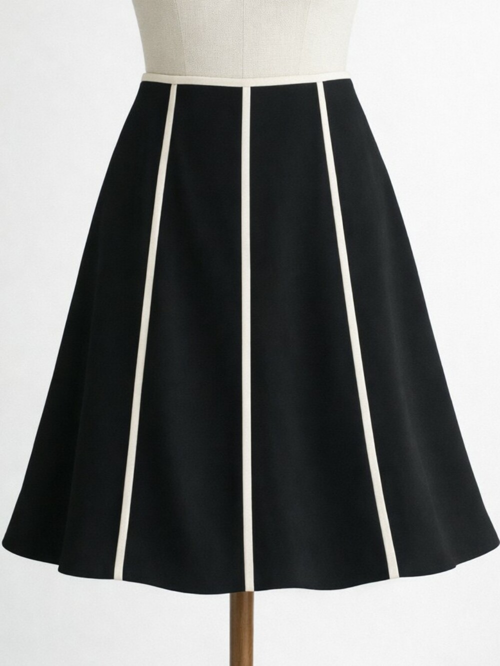 Ann Taylor Black A‑Line Skirt Ivory Grosgrain Trim • Classic Contrast • SIZE 0P